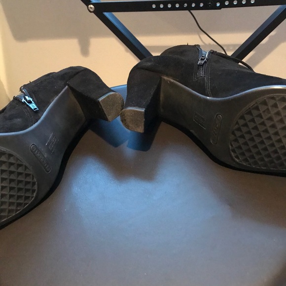 Aerosoles Black Last Dance bootie 💕🎈 - Picture 2 of 3